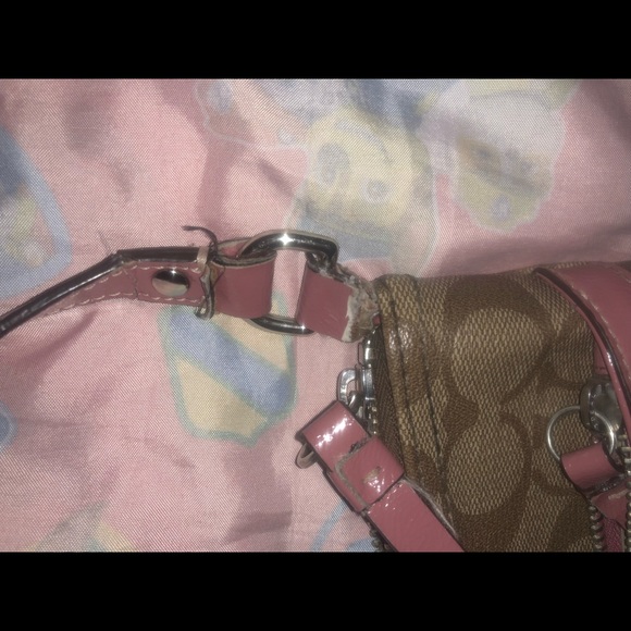 Coach purse - Picture 4 of 6